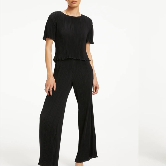 NWT Good American Always Fits Plissé Pants - Picture 3 of 6